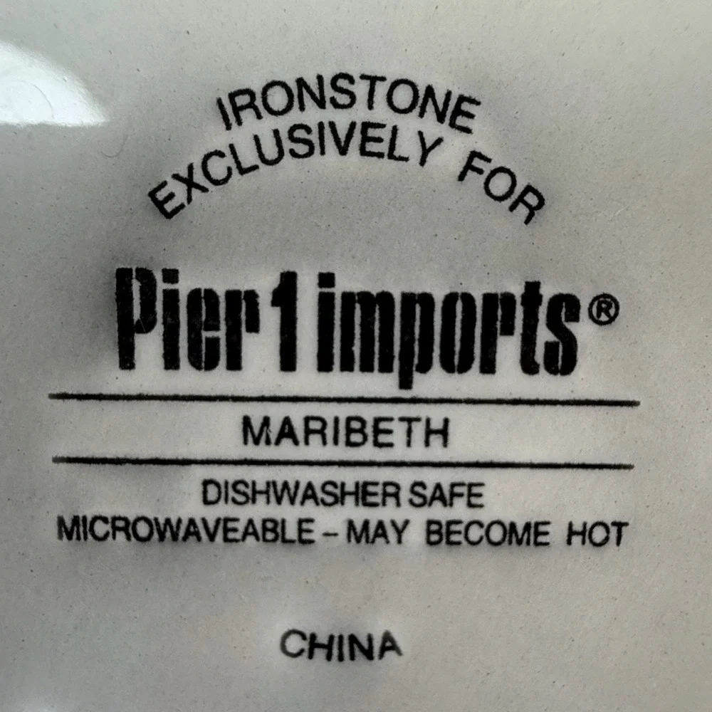 PIER 1 Maribeth Salad Dessert Plates Cranberry Scalloped Retired Set Of‎ 5
